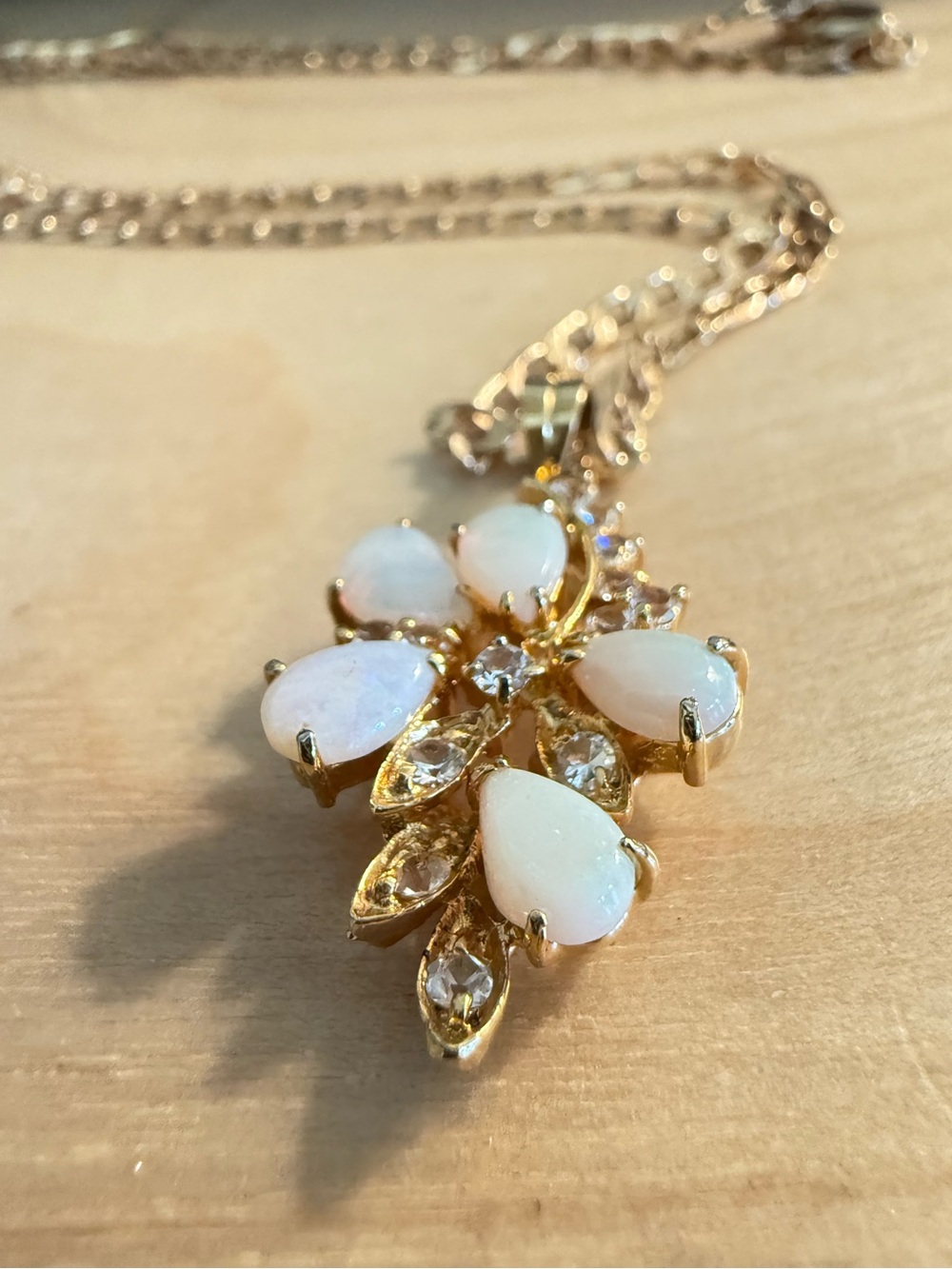 Vintage Opal Flower Crystal Pendant Necklace
